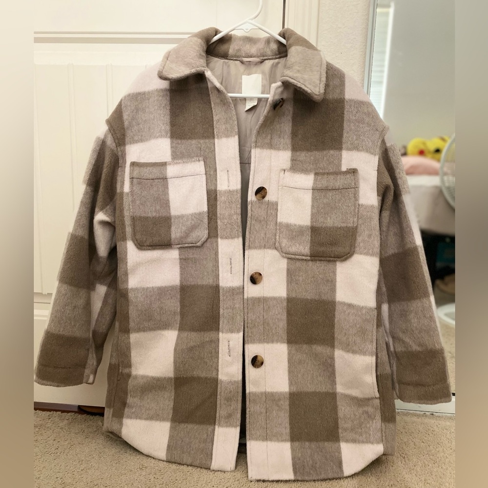 H&M BLENDED WOOL WOMENS COAT SIZE SMALL BEIGE AND WHITE PRINT